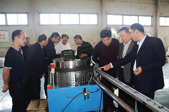 20170512104108107003