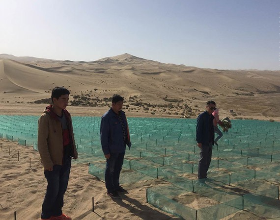 20171010113602944040