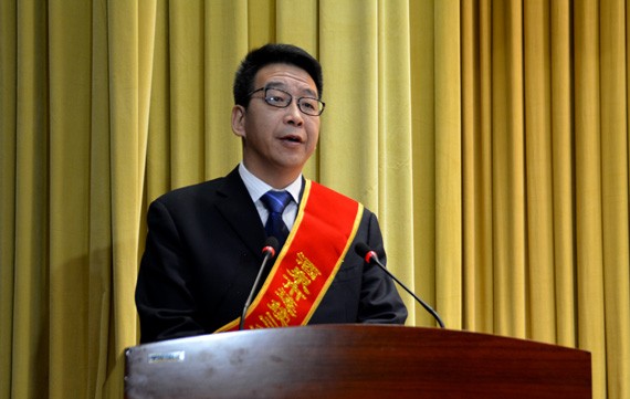 20171123174432557003