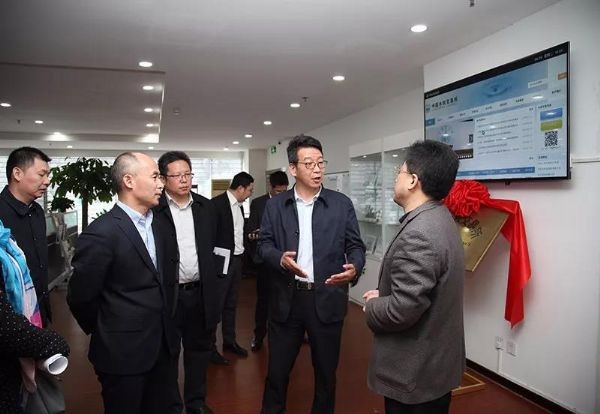 20180409194729514002_s