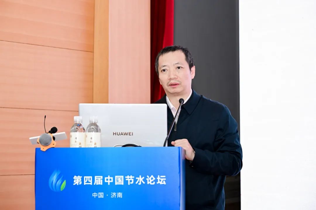 202412051733381476244701